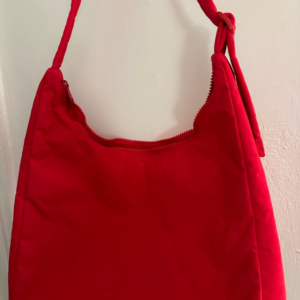 Baggu Nylon Shoulder Bag Candy Apple - Picture 3 of 7